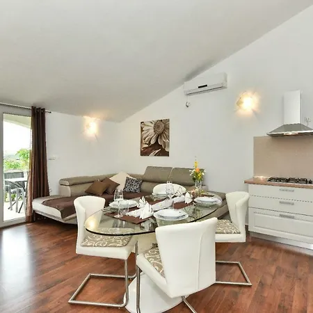 Beretin Apartment *