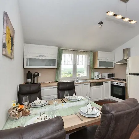 Beretin Apartment Posedarje