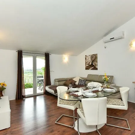 Beretin Apartment *